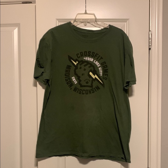 🦋Bundle 3 for $15 Reebok CrossFit Games Green Short Sleeve Tee - Picture 1 of 7